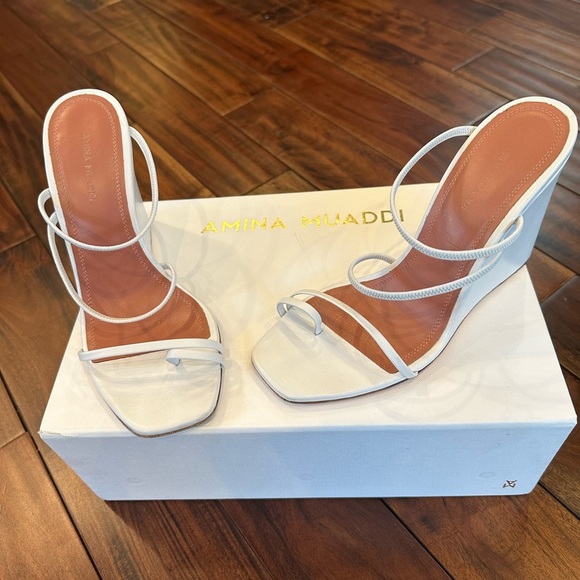 Amina Muaddi Naima Wedge Heels White Excellent condition size 38 retail $790 - Picture 3 of 8